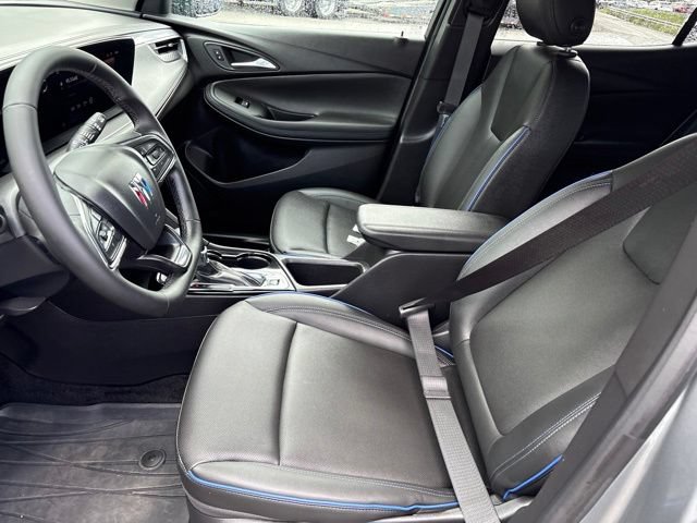 Used 2025 Buick Encore GX Sport Touring AWD/4WD image 7