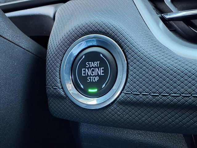 Used 2025 Chevrolet TrailBlazer LT AWD/4WD image 20