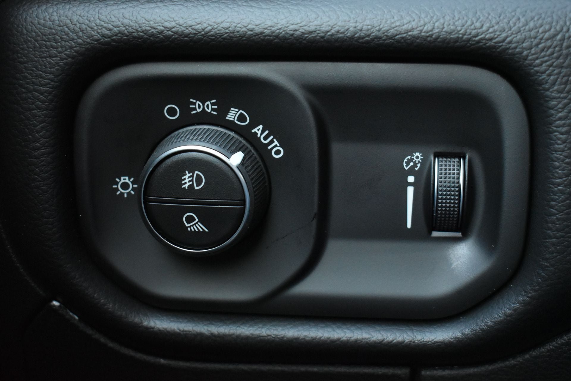 New 2027 RAM 1500 Big Horn AWD/4WD image 18