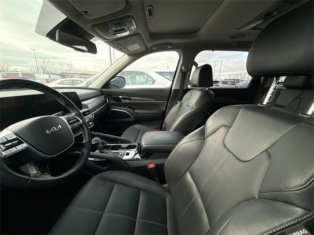 Used 2023 Kia Telluride EX image 9