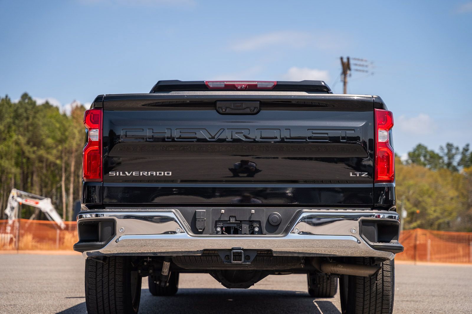 Used 2022 Chevrolet Silverado 1500 LTZ w/ LTZ Premium Package image 6