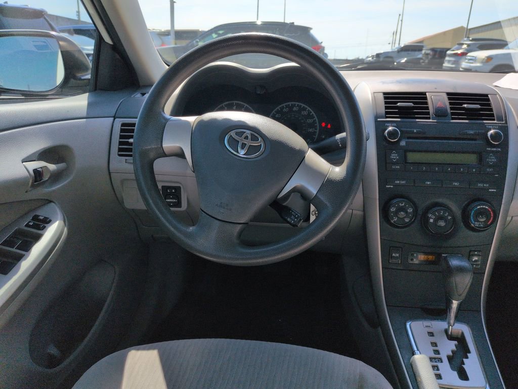 Used 2010 Toyota Corolla LE FWD image 14