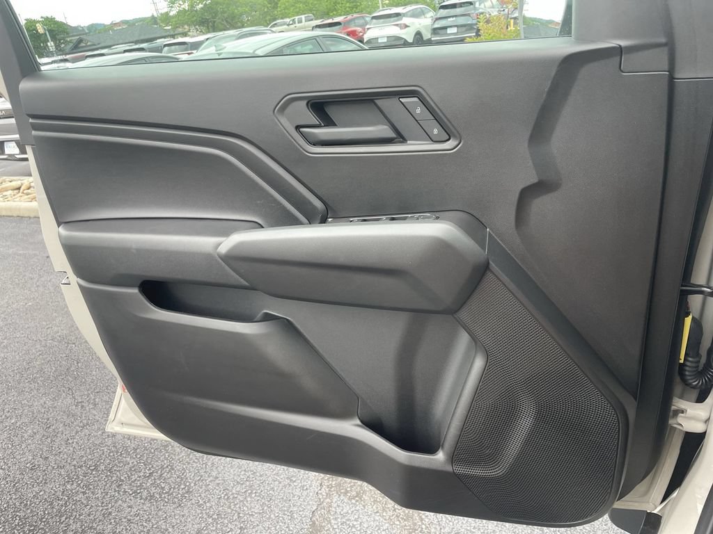 Used 2026 Chevrolet Colorado Trail Boss AWD/4WD image 19