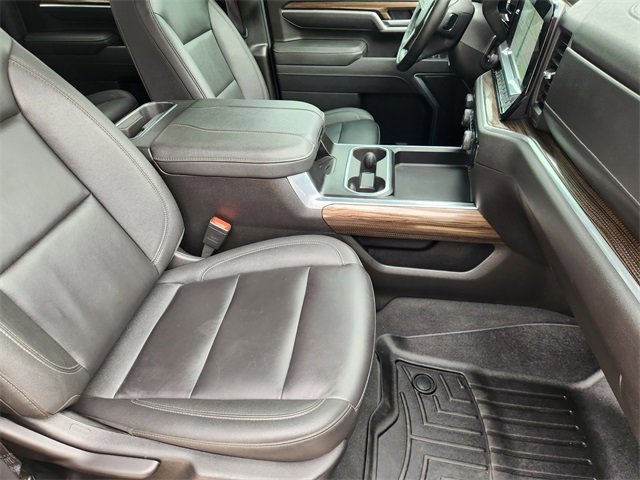 Used 2025 Chevrolet Silverado 2500 LT w/ Trail Boss Package AWD/4WD image 21
