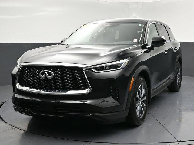 Certified 2025 INFINITI QX60 Pure image 3