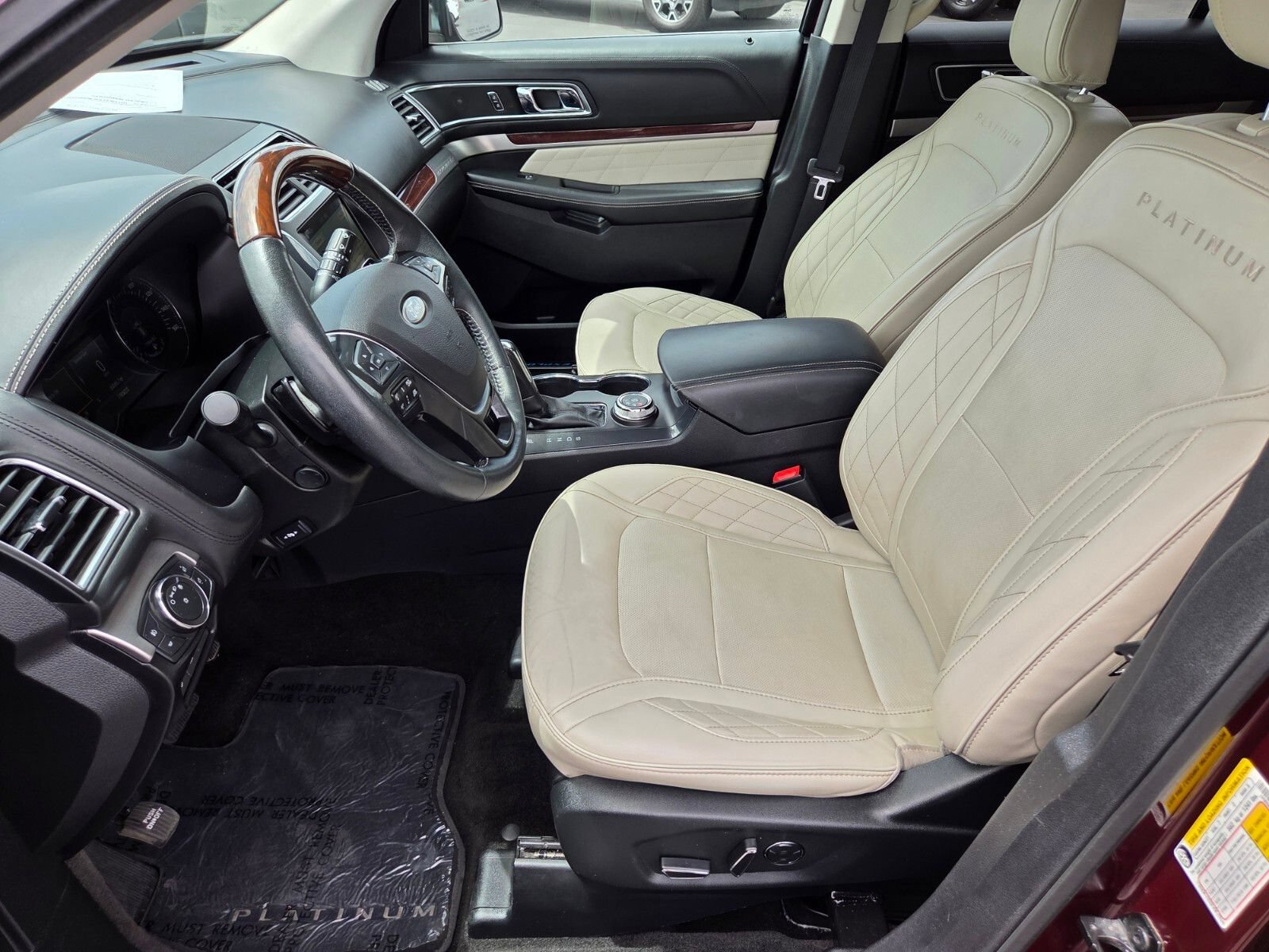 Certified 2018 Ford Explorer Platinum AWD/4WD image 10