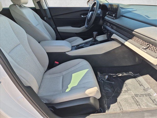 Used 2025 Honda Accord SE image 25