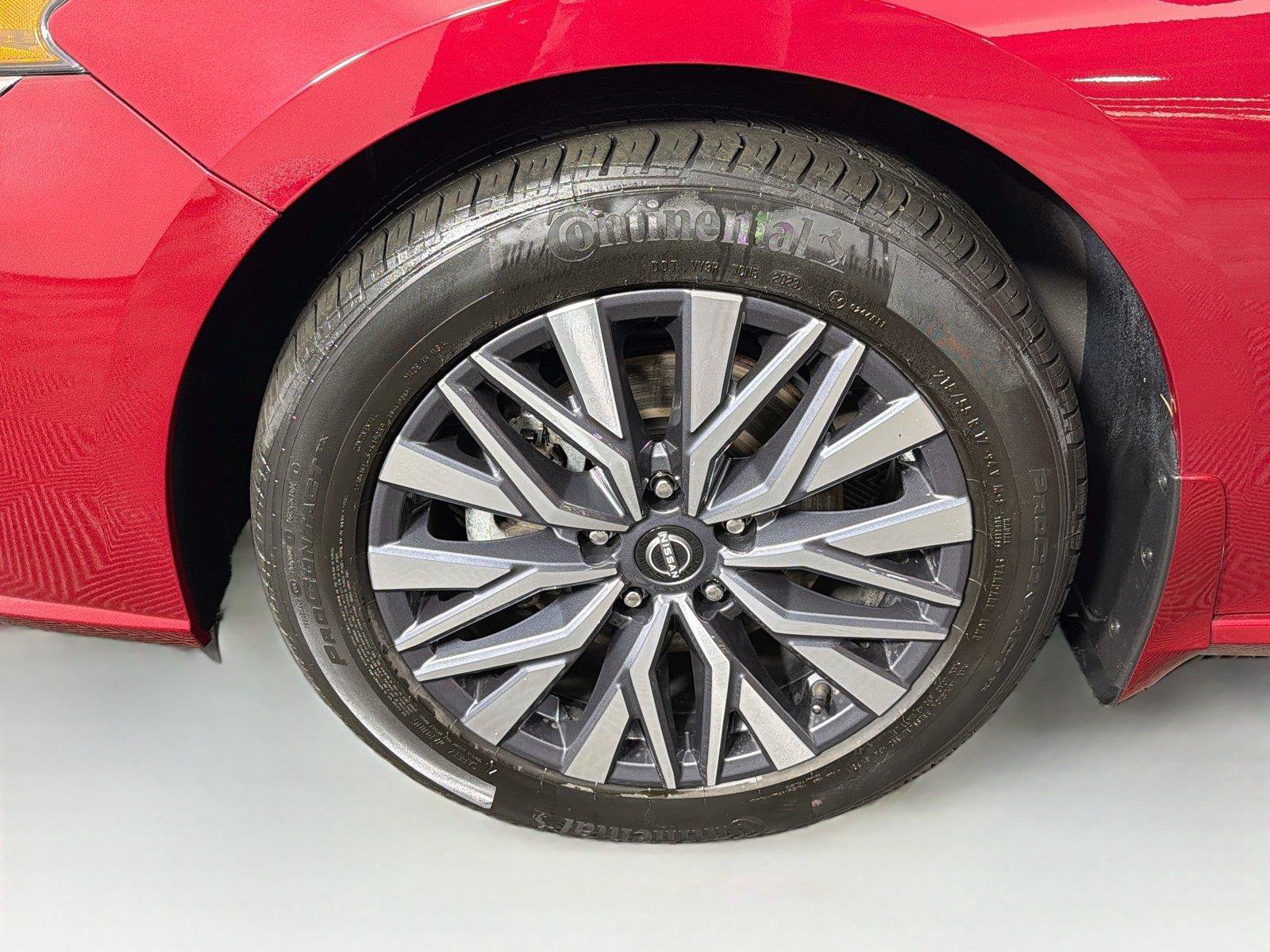 Used 2023 Nissan Altima 2.5 SV AWD/4WD image 31
