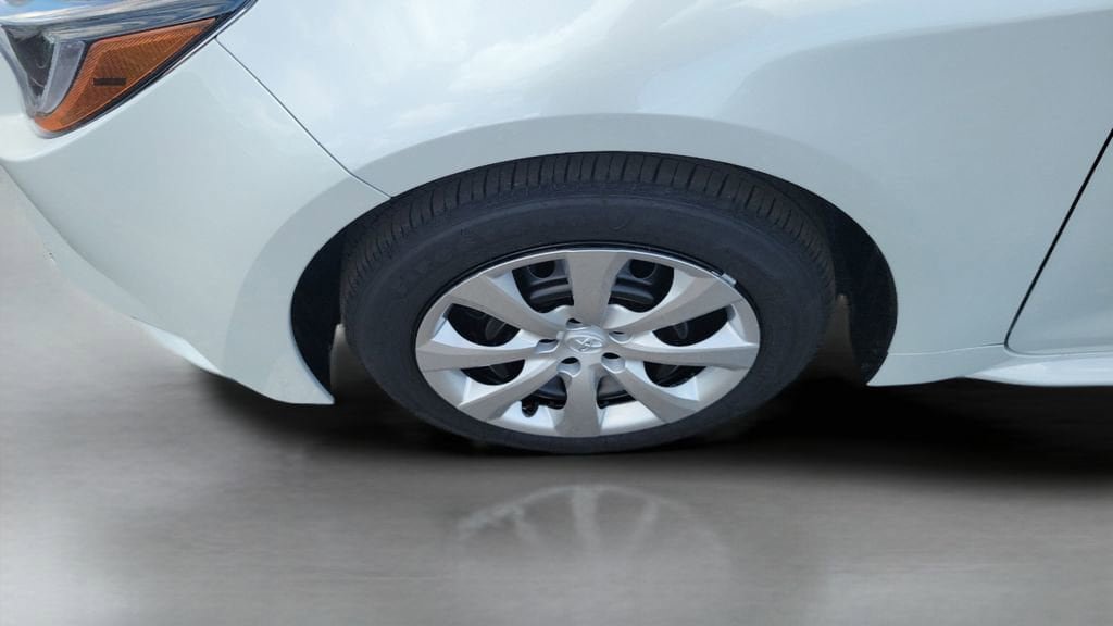 New 2026 Toyota Corolla LE FWD image 24