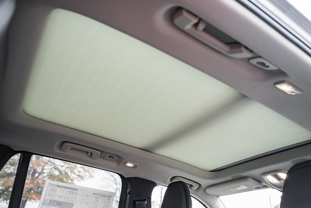 New 2026 Volvo XC90 B6 Plus w/ Protection Package Premier image 31