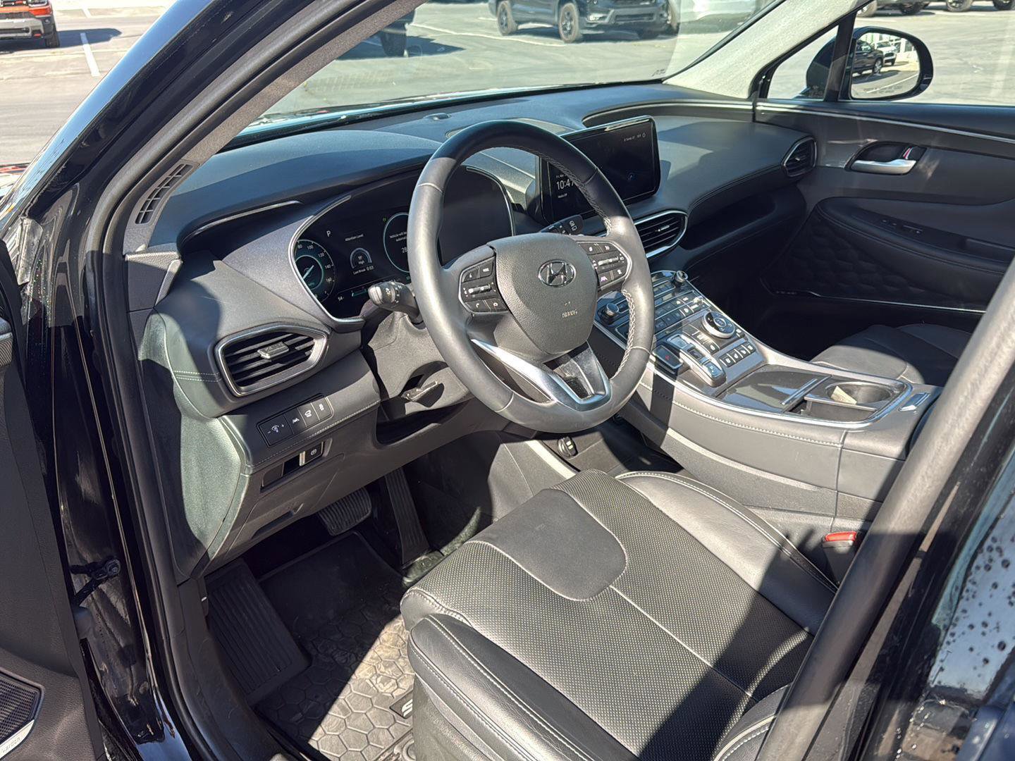 Used 2023 Hyundai Santa Fe Limited w/ Cargo Package AWD/4WD image 16