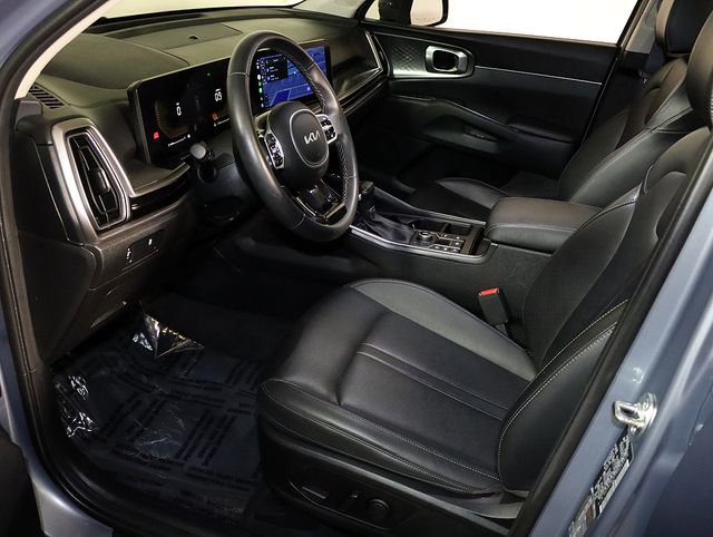 Used 2024 Kia Sorento S w/ Panoramic Sunroof Package image 12