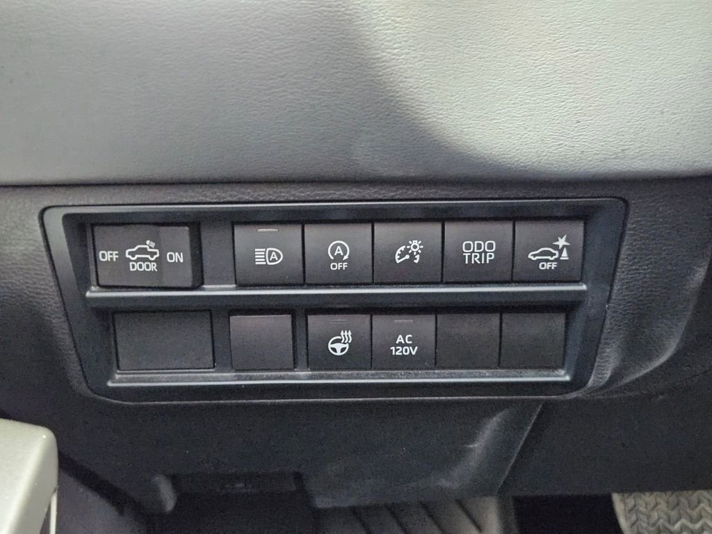 Used 2024 Toyota Tundra Platinum image 21