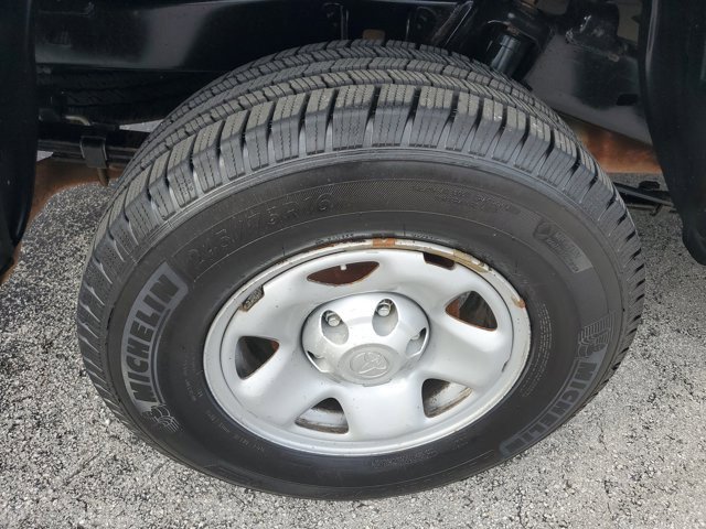 Used 2023 Toyota Tacoma SR image 9