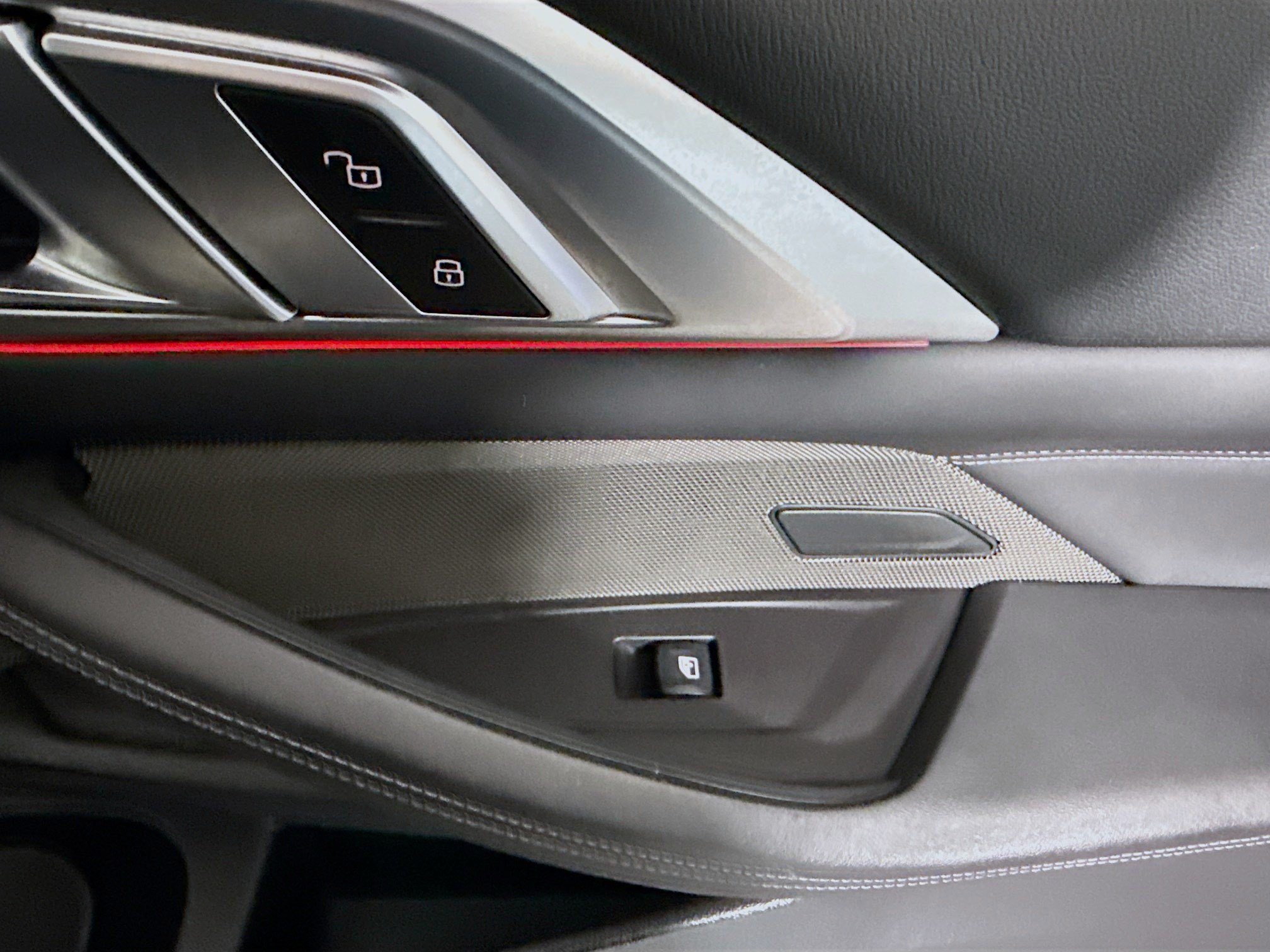 Used 2022 BMW M4 Competition w/ Executive Package RWD image 29