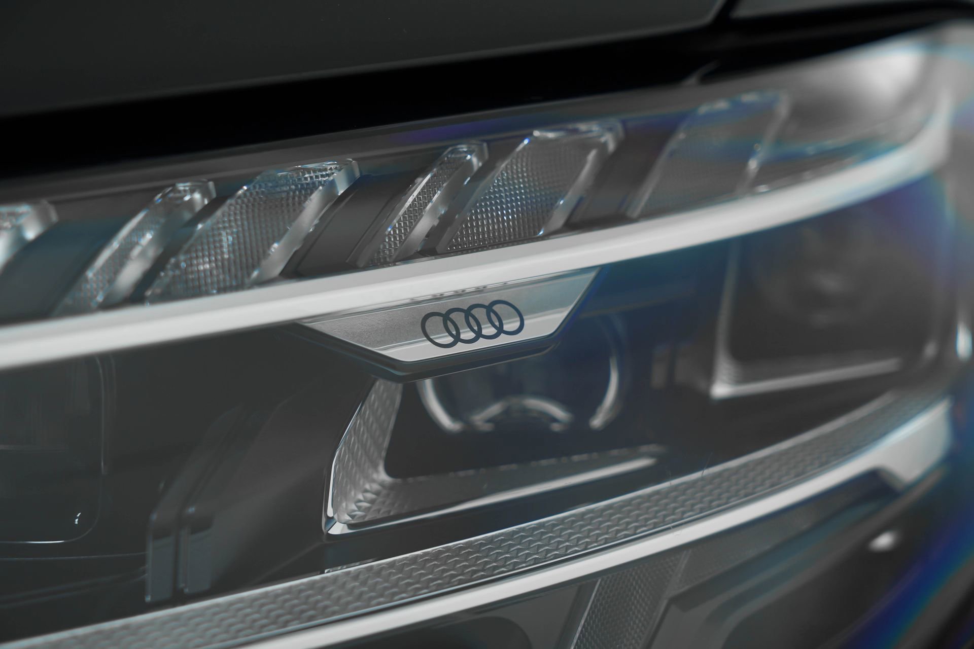 New 2025 Audi S8 image 19