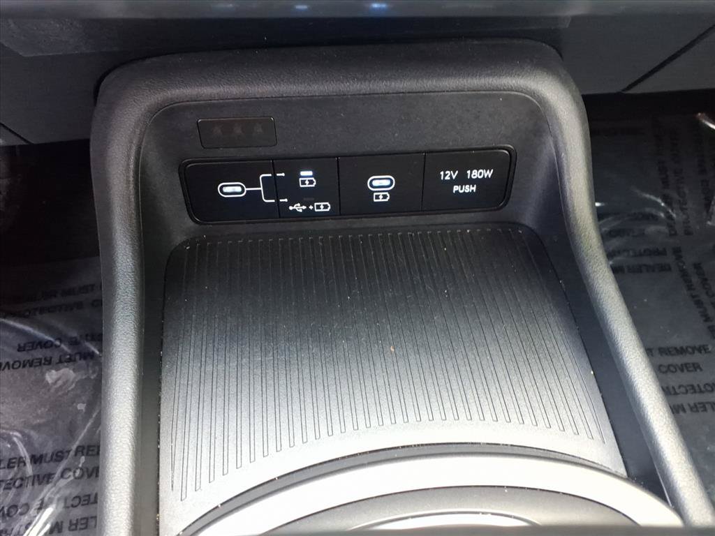 Used 2025 Hyundai Kona SEL AWD/4WD image 12