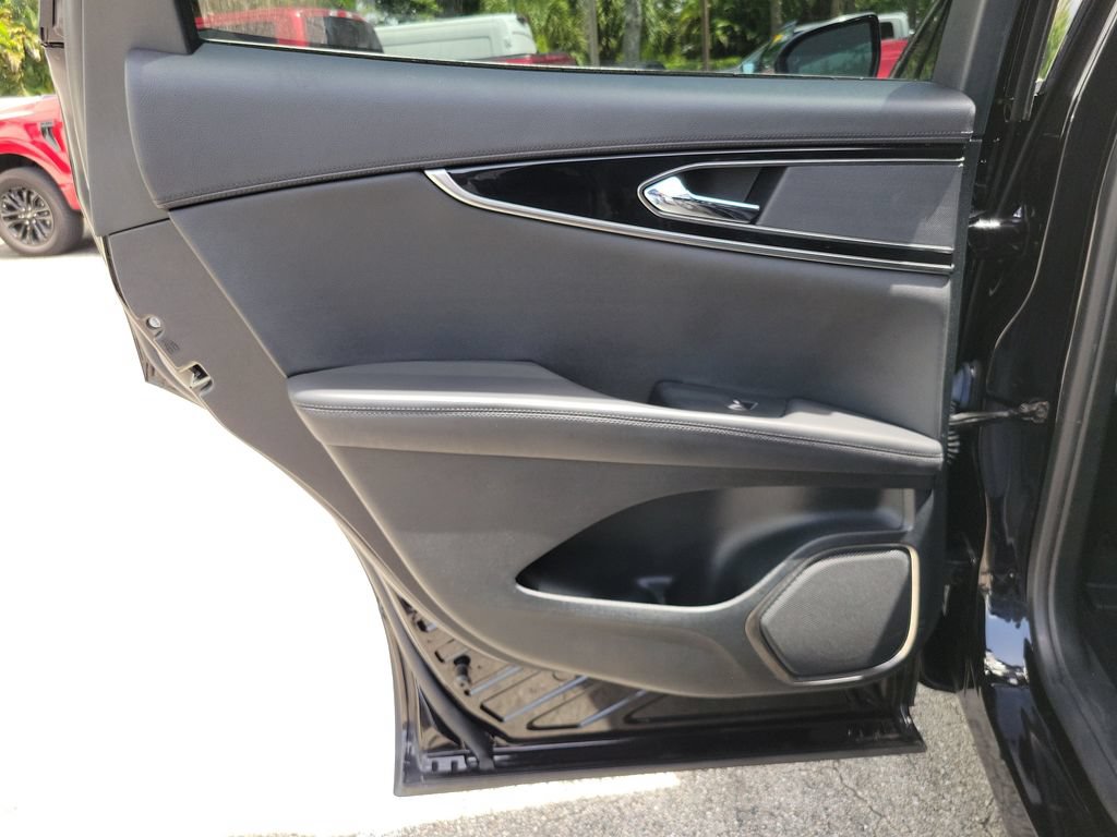 Certified 2022 Lincoln Nautilus FWD image 10