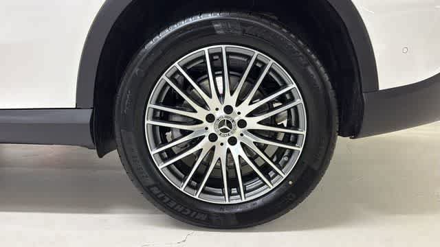 Certified 2026 Mercedes-Benz GLC 300 4MATIC image 13