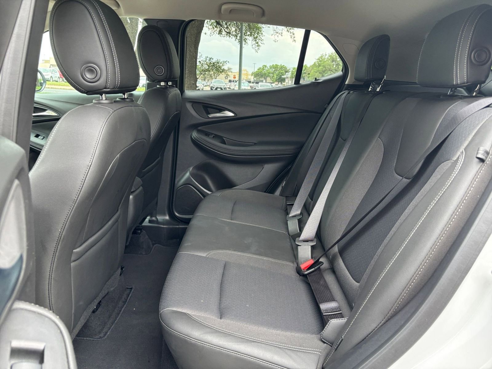 Used 2025 Buick Encore GX Preferred FWD image 21