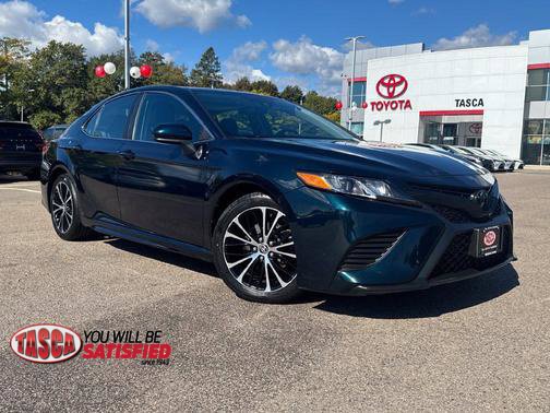 Used 2020 Toyota Camry SE
