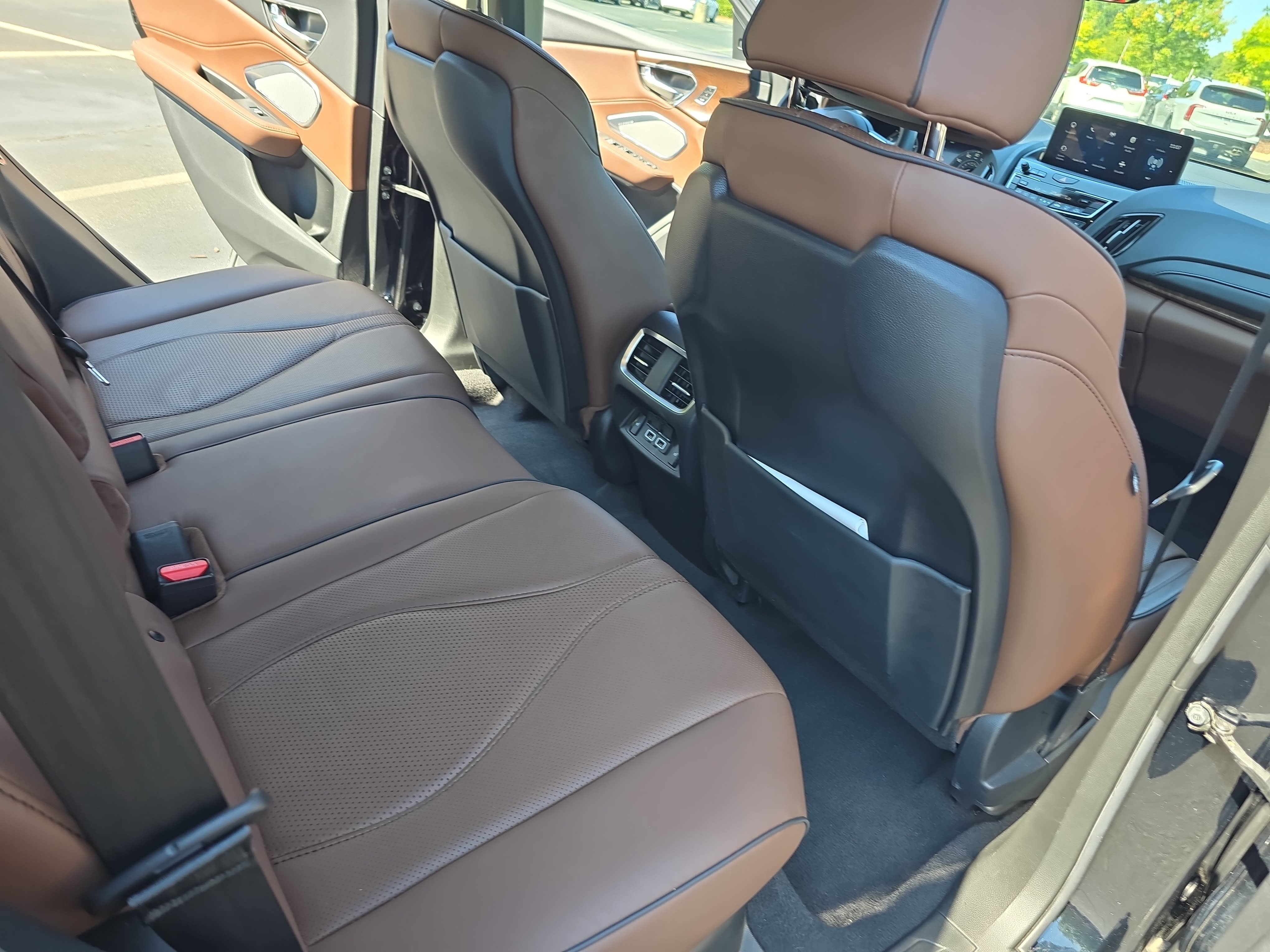 Used 2020 Acura RDX w/ Advance Package AWD/4WD image 11