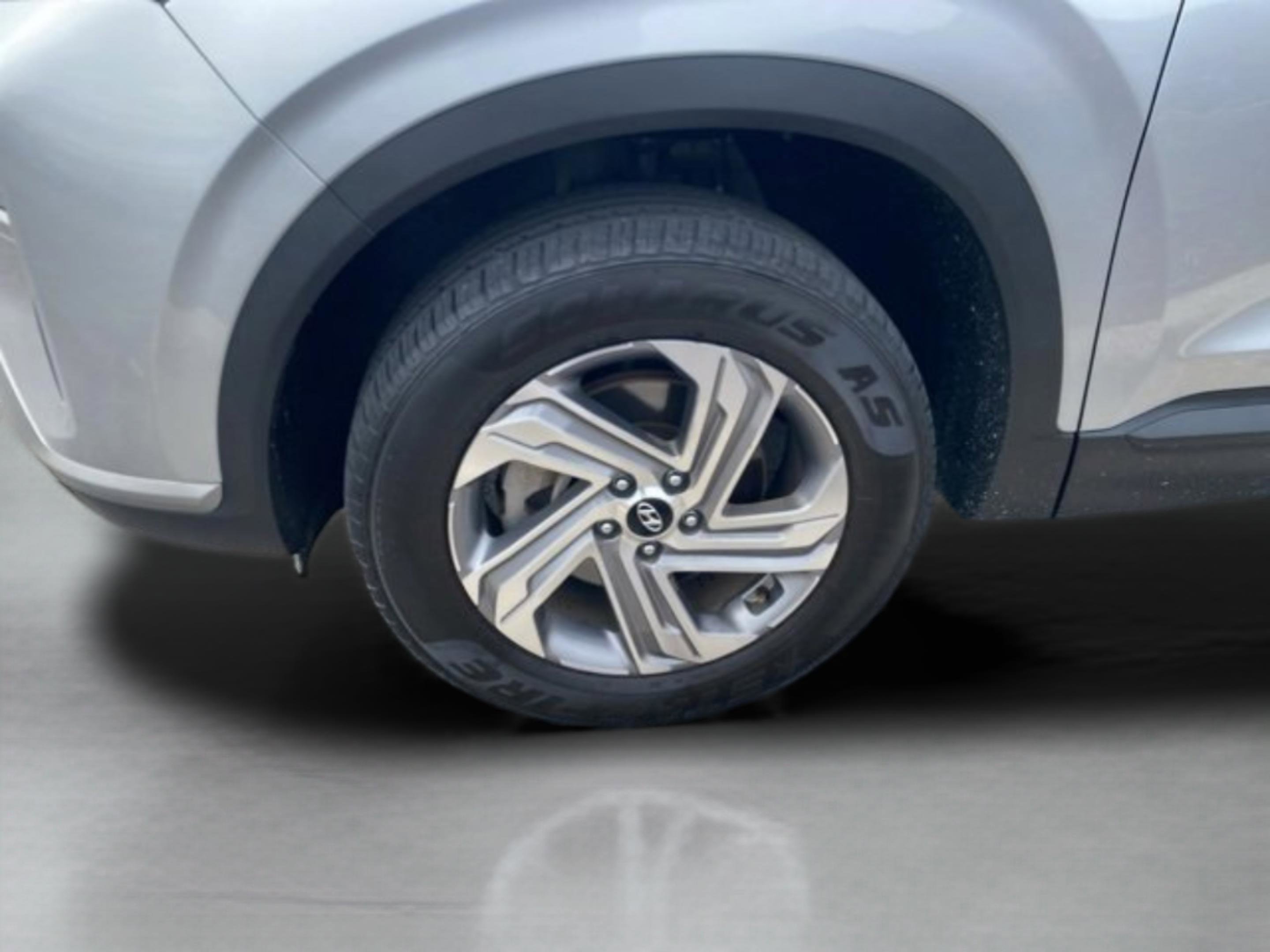Used 2023 Hyundai Santa Fe SEL image 12