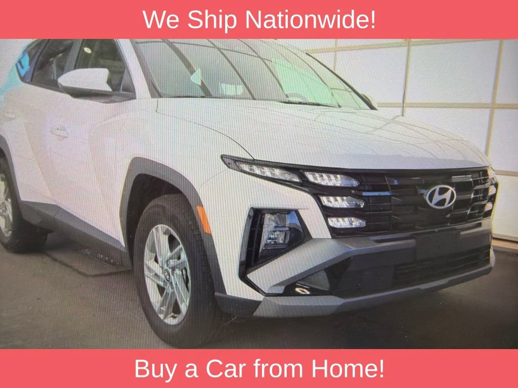 Used 2025 Hyundai Tucson SE AWD/4WD image 4