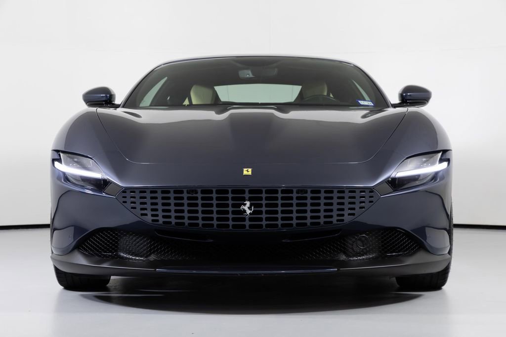 Used 2021 Ferrari Roma image 10