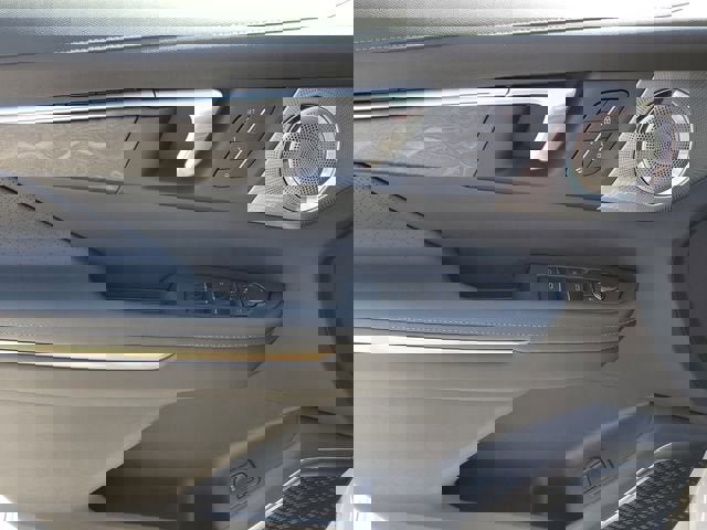 New 2026 Buick Enclave Avenir image 17