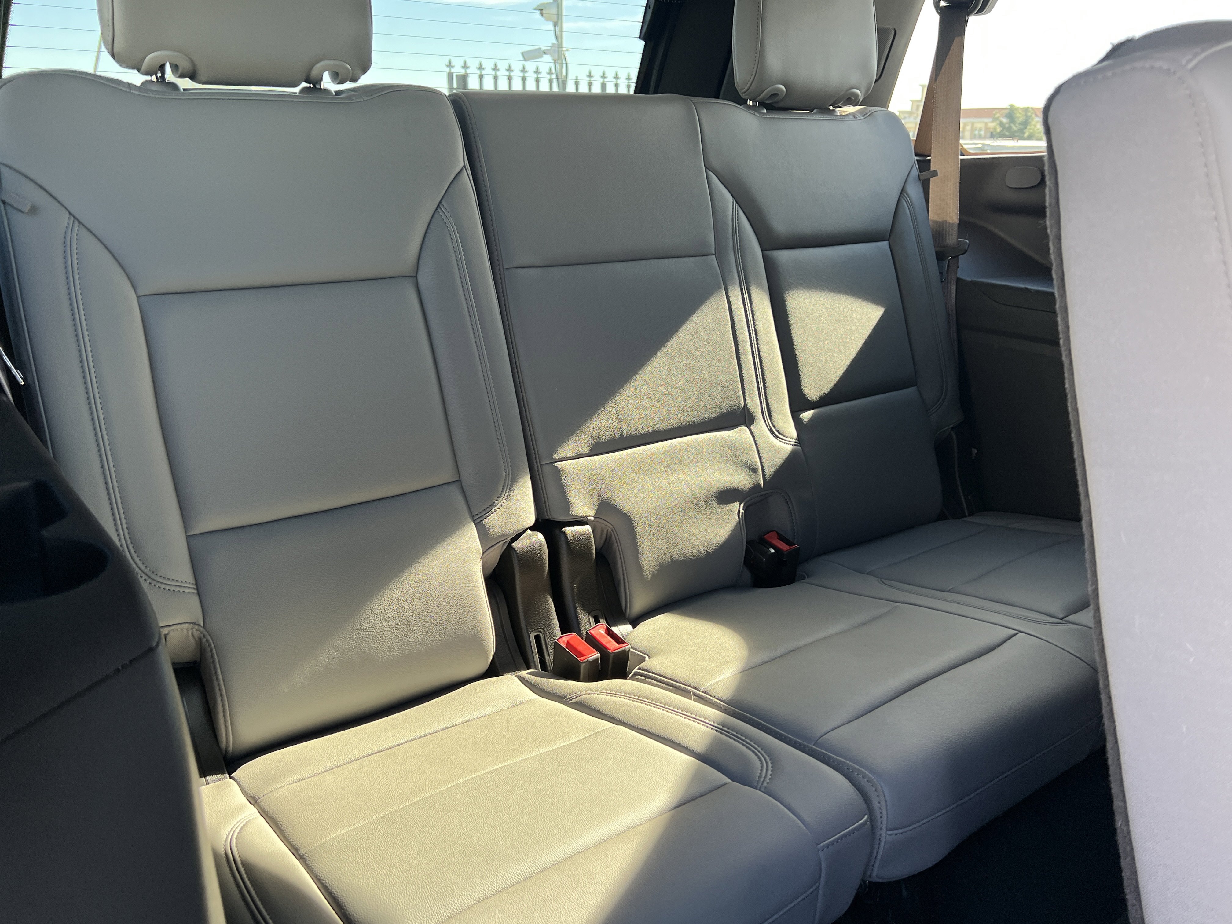 Used 2021 Chevrolet Tahoe LT w/ LT Signature Package image 18