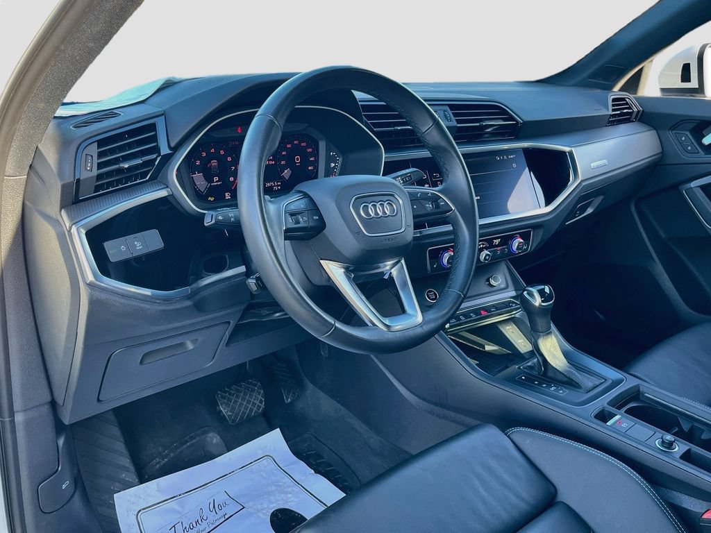 Used 2024 Audi Q3 2.0T Premium Plus w/ Premium Plus Package AWD/4WD image 9