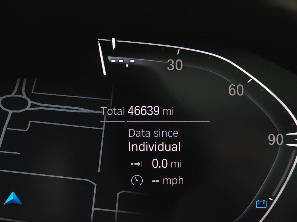 Used 2023 BMW X6 xDrive40i w/ M Sport Package image 21