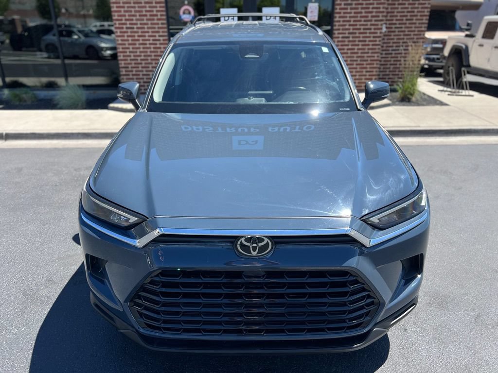 Used 2024 Toyota Grand Highlander AWD image 9