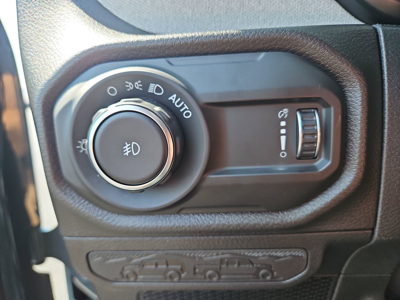 New 2025 Jeep Wrangler Sport S image 29