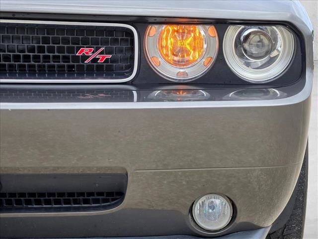 Used 2010 Dodge Challenger R/T RWD image 9