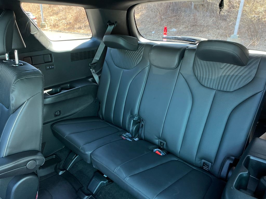 Used 2025 Hyundai Palisade Calligraphy image 24