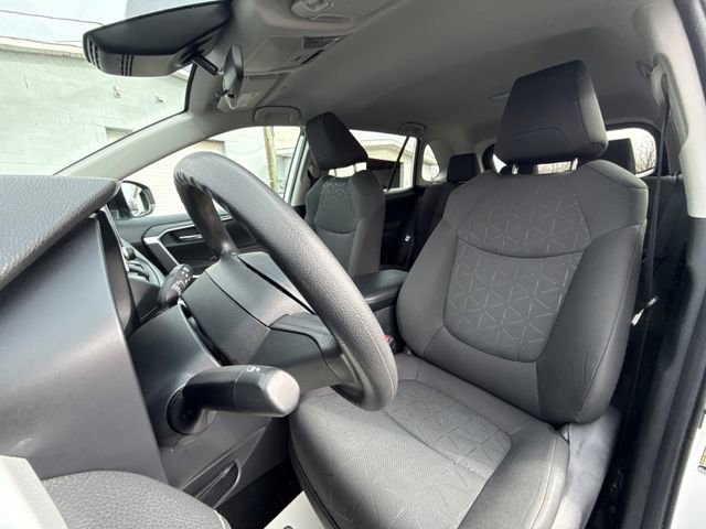 Used 2024 Toyota RAV4 XLE image 23