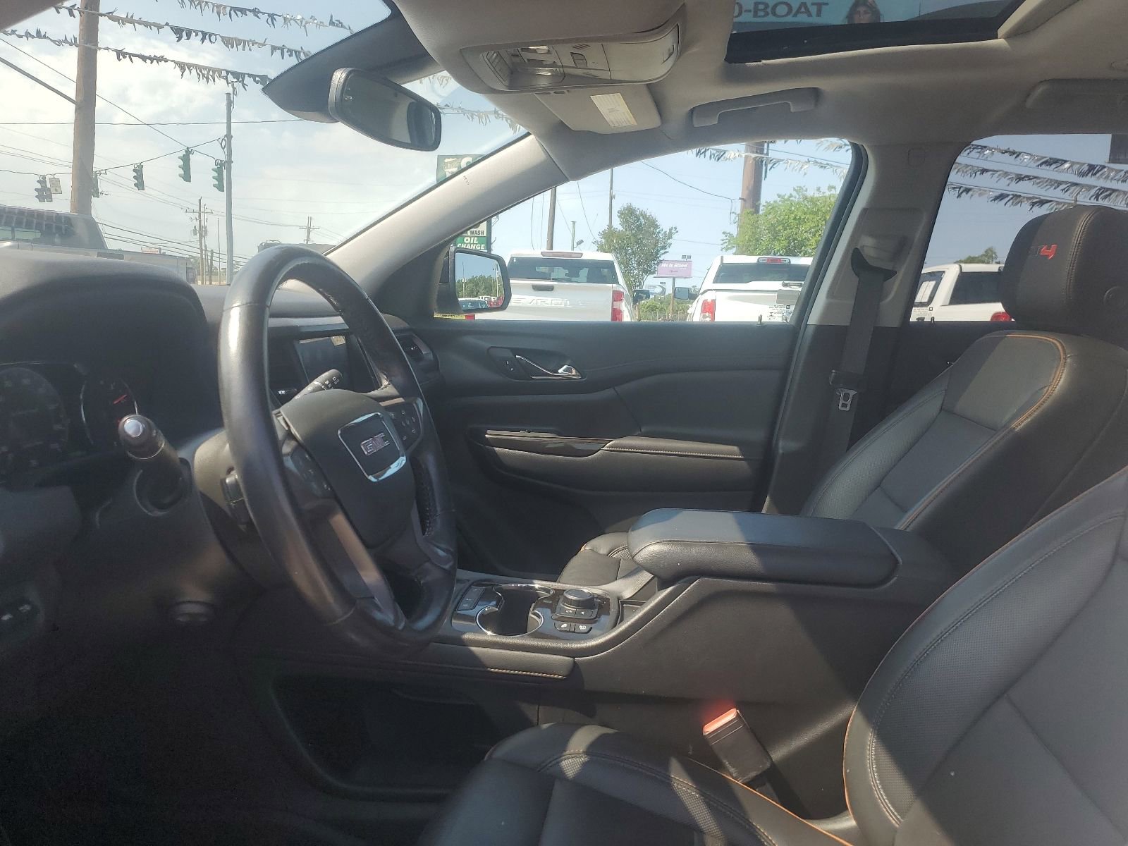 Used 2022 GMC Acadia AT4 w/ Technology Package AWD/4WD image 8