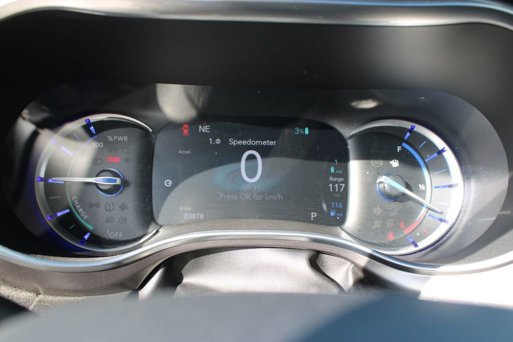 Used 2018 Chrysler Pacifica Limited w/ Advanced Safetytec Group image 27