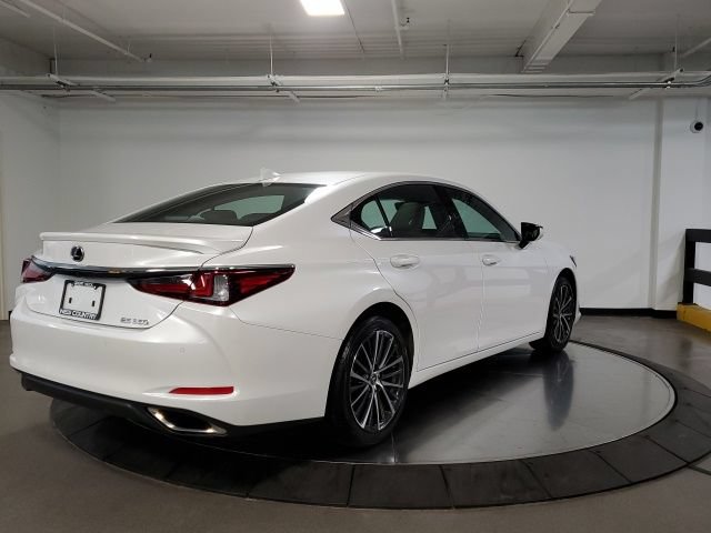 Used 2025 Lexus ES 350 w/ Premium Package FWD image 7
