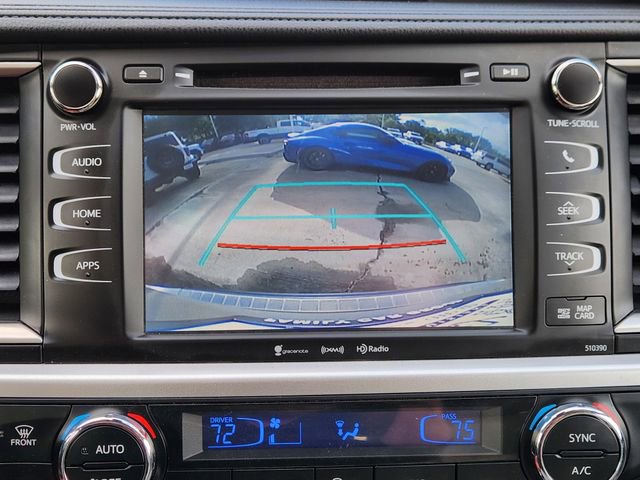 Used 2019 Toyota Highlander XLE image 16