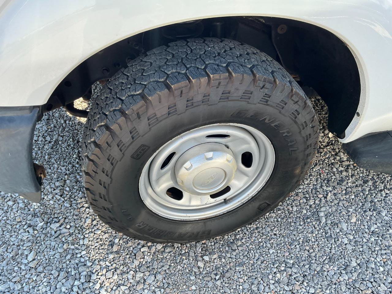 Used 2015 Ford F250 XL RWD image 13