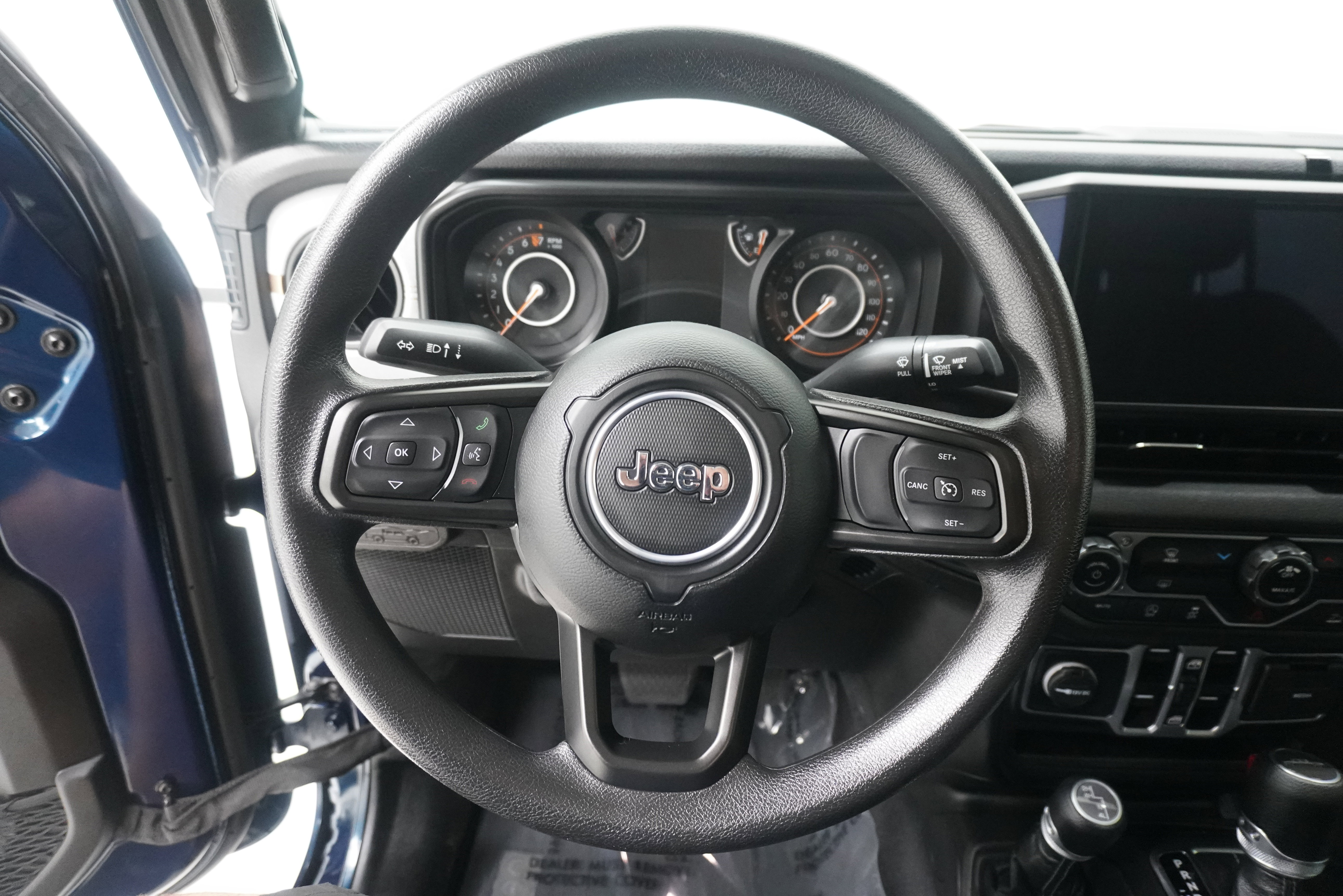 Used 2025 Jeep Gladiator Sport AWD/4WD image 18
