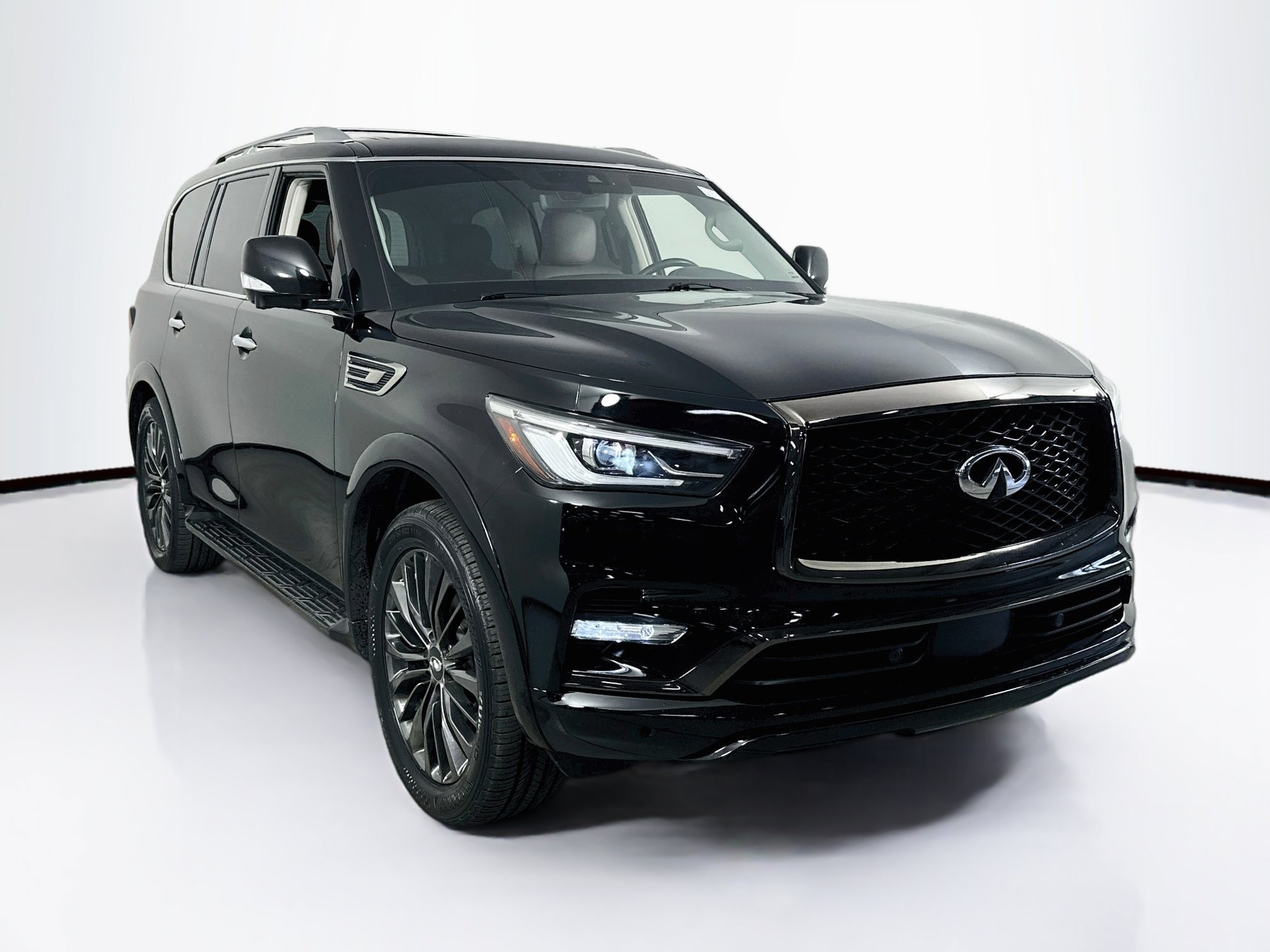 Used 2021 INFINITI QX80 Premium Select w/ Cargo Package RWD image 3