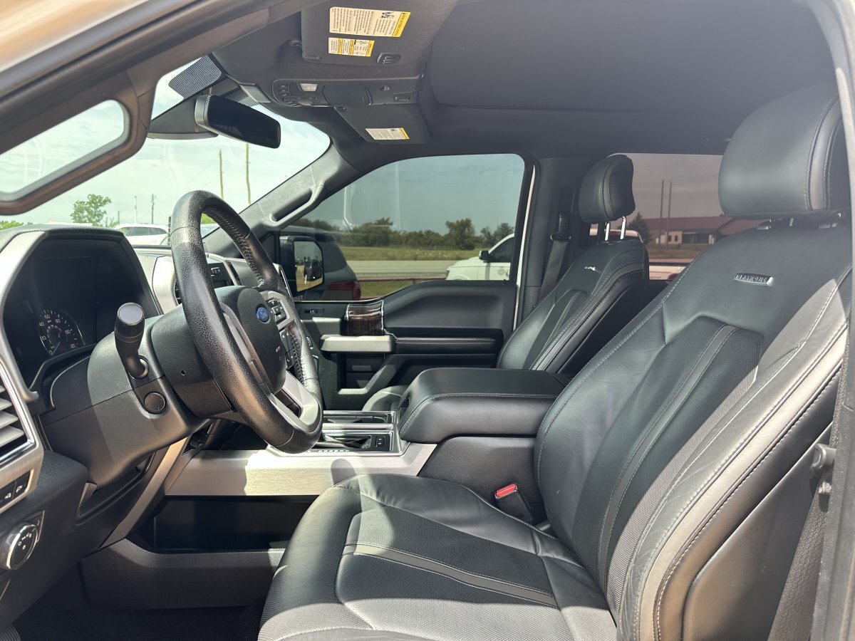 Used 2016 Ford F150 Platinum w/ Equipment Group 701A Luxury AWD/4WD image 20