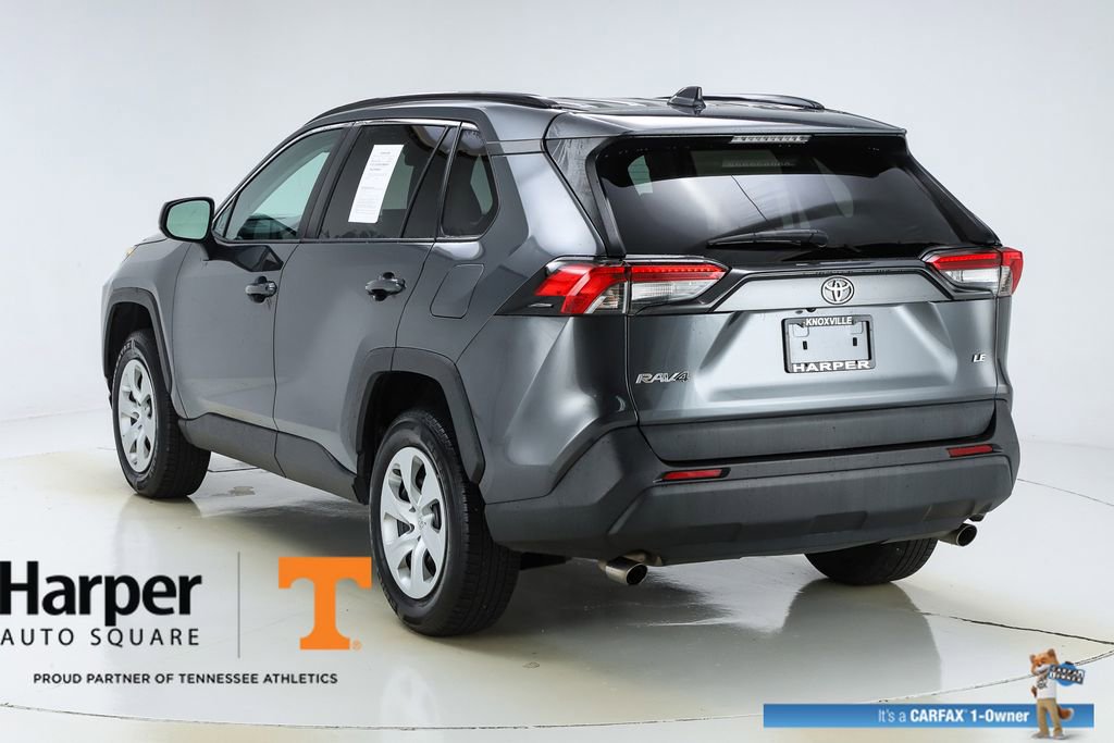 Used 2020 Toyota RAV4 LE image 7