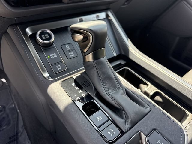 Certified 2025 Lexus GX 550 w/ Cold Area Package AWD/4WD image 20