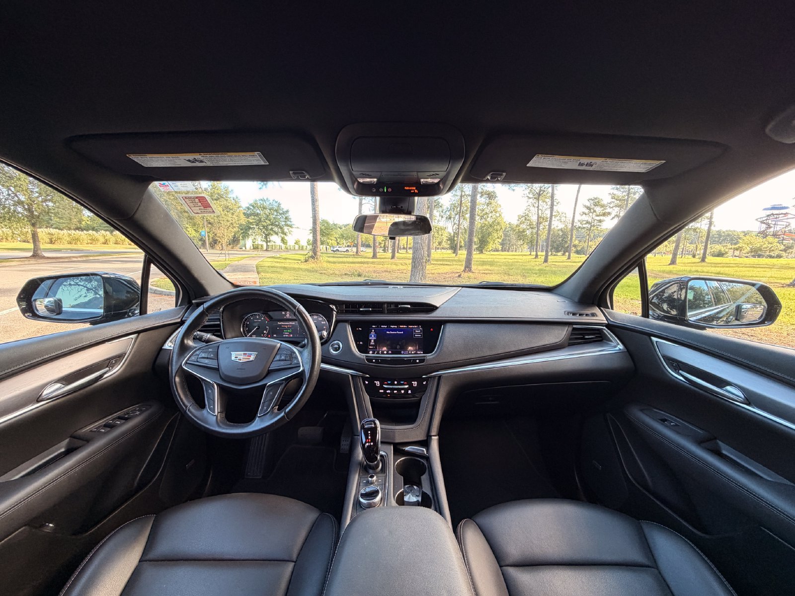 Used 2022 Cadillac XT5 Luxury AWD/4WD image 2