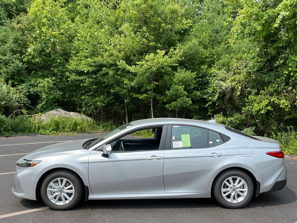 New 2026 Toyota Camry LE FWD video 2